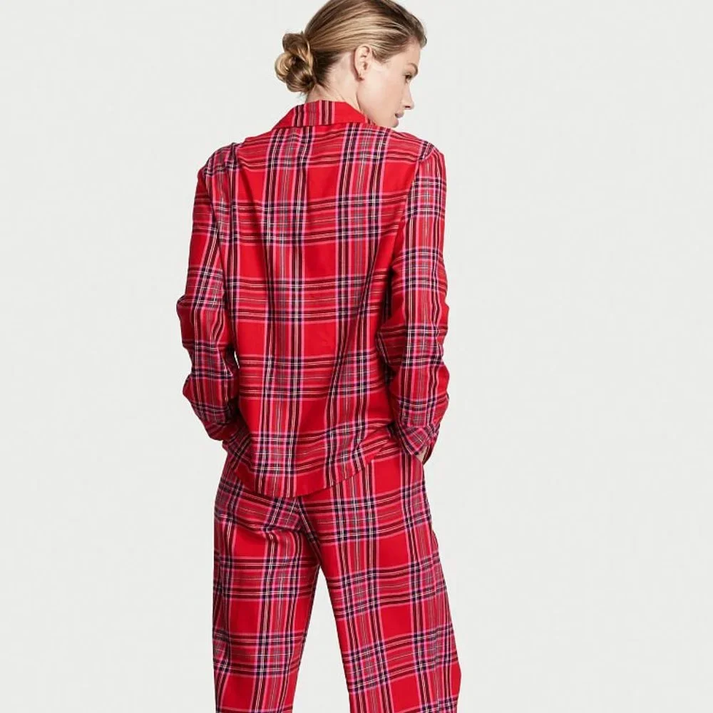 VS Flannel Pajama Set Red Plaid Pajama PJs Long Sleeve Pants Great Present NWT - Picture 4 of 12
